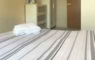 Kamar Tidur 5 THE Sawmill Glossy Sleek Peaceful City Centre Oran