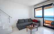 Ruang Umum 5 Casa Alice With Shared Pool sea View