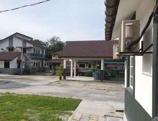 Luar Bangunan 2 Mri Homestay Sg Buloh - Studio Unit With Chargeable Private Pool