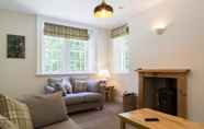 Ruang untuk Umum 2 Luxury Lodge With Garden in the Grade Ii'listed Netherby Hall