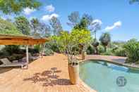 Swimming Pool Your Luxury Escape-Little Farm Cottage 2