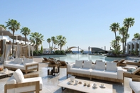 พื้นที่สาธารณะ Radisson Beach Resort Larnaca