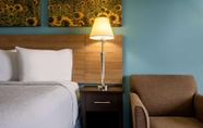 ห้องนอน 2 Days Inn by Wyndham Perrysburg/Toledo