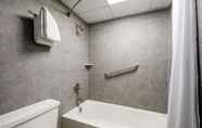 In-room Bathroom 7 Days Inn by Wyndham Perrysburg/Toledo