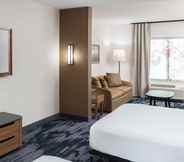 Bedroom 2 Fairfield Inn & Suites by Marriott Savannah I-95 North