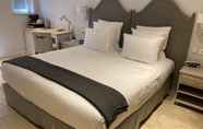 Kamar Tidur 2 Domaine Ribiera, Hotel 5 Etoiles, SPA & Golf - Forcalquier