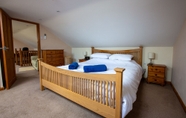 Bedroom 5 Cornwall Holiday Retreats