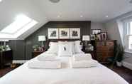 Bedroom 3 Luxurious Wandsworth Home Close to Putney Heath by Underthedoormat