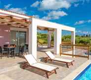 Swimming Pool 5 Vatsa Beach Villa Large Private Pool Walk to Beach Sea Views A C Wifi - 3021