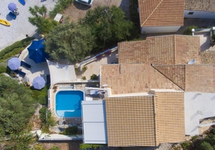 Exterior 4 Villa Thalassa Large Private Pool Walk to Beach Sea Views A C Wifi Car Not Required - 920