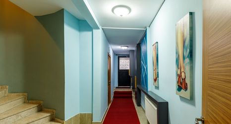 Lobi 2 Senior Pera Suites