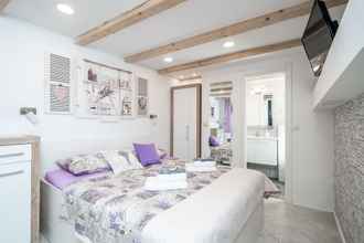 Bedroom 4 Lavender Room
