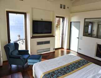 Kamar Tidur 2 Luxury Como Lake Apartment