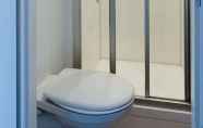 Toilet Kamar 6 KYRIAD DIRECT Toulon Ouest  - La Seyne sur Mer