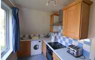 Bilik Tidur 6 NEW 3BD Swiss Style Chalet St Ives Holiday Village