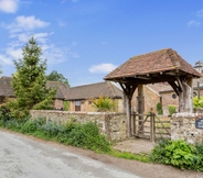 Bangunan 2 Dyke Barn Barn