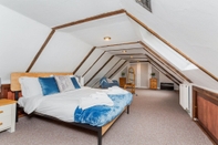 Bedroom Dyke Barn Barn