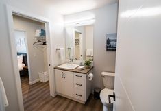Others 7 Gorgeous Modern Downtown Condo