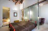 Bedroom 3 Refe Nero - Suite in the heart of Siena
