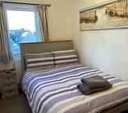 Others 2 Penthouse Waterfront Apartment - St Neots
