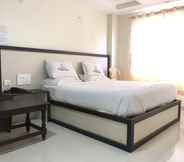 Kamar Tidur 6 Hotel Prakash