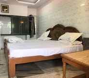 Kamar Tidur 5 Hotel Prakash