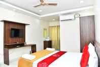 Bedroom Hotel SSR Residency