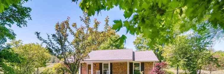 Exterior New- Tranquil & Gorgeous Countryside 3br/2bath Home on 1 Acre - 20 Min From Nashville!