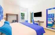 Phòng ngủ 3 Beachfront Villa Sorrento