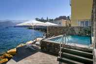 Swimming Pool Beachfront Villa Sorrento