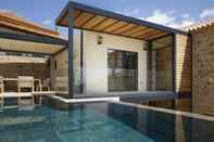 Common Space Villa with outdoor pool for 8 persons