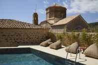 Swimming Pool Villa with outdoor pool for 8 persons