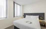 Kamar Tidur 6 Brady Apartment Hotel Hardware Lane