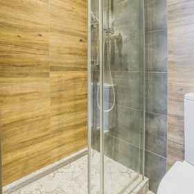 Oomph Warsaw Central Premium Apartments 1, 중국 비자 신청 서비스 센터 호텔