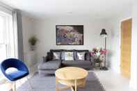 Ruang Umum Immaculate Central Windsor Town House