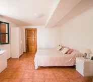 Bedroom 2 Villa del Rais by Wonderful Italy