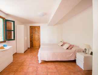 Bedroom 2 Villa del Rais by Wonderful Italy