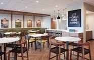 Restaurant 5 Fairfield Inn & Suites by Marriott West Palm Beach