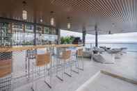 Bar, Cafe and Lounge Maya Anda Villa by Bluesiam Group