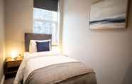 Bedroom 7 Luxe 1 & 2 Bed Apts Brighton By Sojo Stay