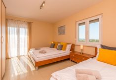 Others 2 Awesome Home in Turanj With 8 Bedrooms, Wifi and Heated Swimming Pool
