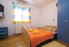 Khác 7 Awesome Home in Turanj With 11 Bedrooms, Outdoor Swimming Pool and Heated Swimming Pool