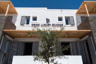 Exterior 4 Drios Luxury Studios