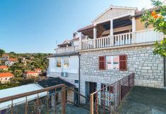 Others 5 Awesome Apartment in Splitska With 2 Bedrooms and Wifi