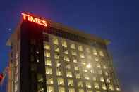 Exterior Grand Times Hotel Laval - Centropolis