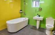 Toilet Kamar 5 Geoje Healing Pension