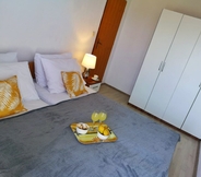 Bedroom 7 Large 95 m2 apt w. the sea View, Balcony and gar