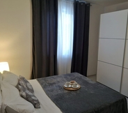 Bedroom 4 Large 95 m2 apt w. the sea View, Balcony and gar