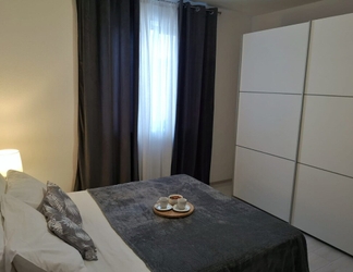 Bedroom 2 Large 95 m2 apt w. the sea View, Balcony and gar