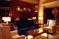 Quầy bar, cafe và phòng lounge Dali Art Golf Hotel